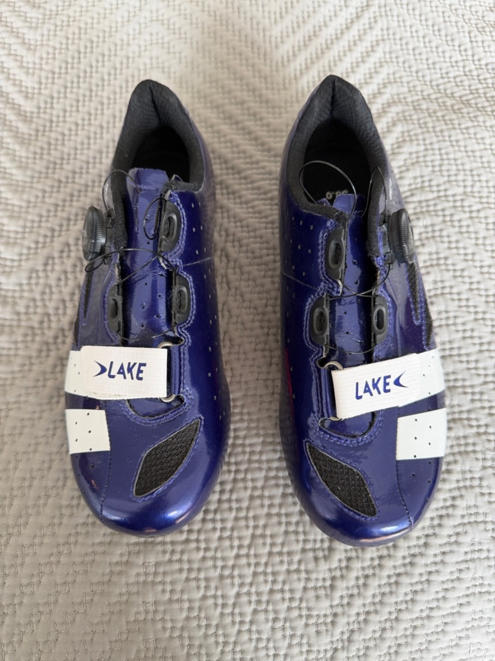 Lake Road Cycling Shoes - shiny royal blue color - size 38